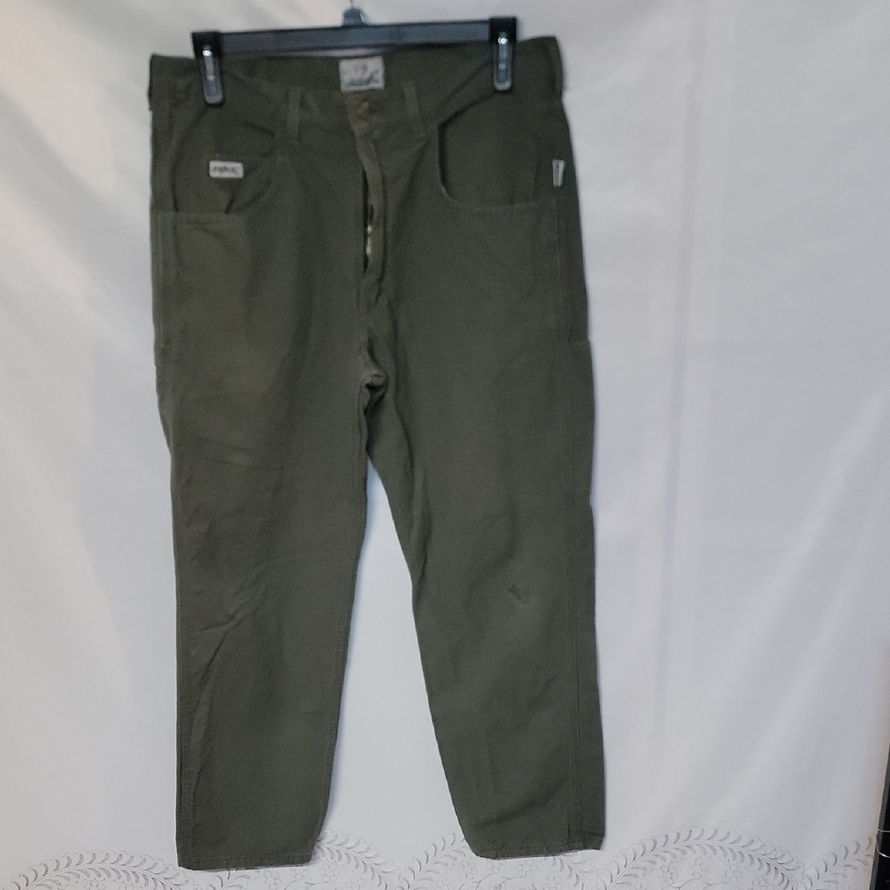 Men's Flame Resistant work Pants Size 35/30 Olive Green
